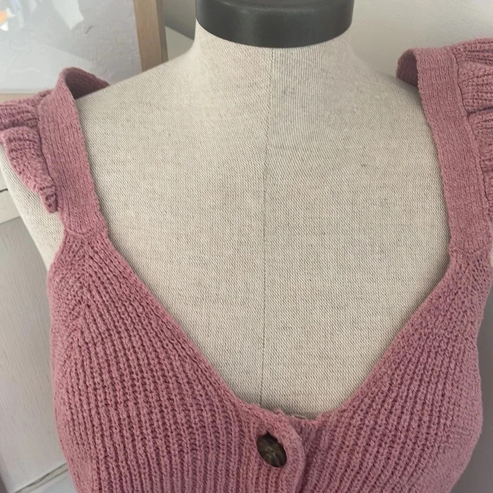 Madewell‎ ruffle-strap button-front sweater tank pink size Large - Picture 5 of 7